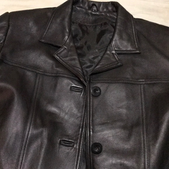 Stylish leather jacket - Picture 2 of 5